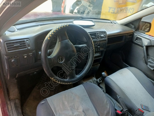 Opel Vectra A Çıkma Göğüs