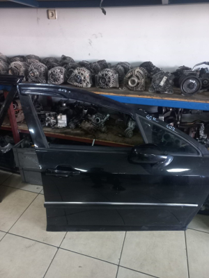 PEUGEOT 407 SAĞ ÖN KAPI SÖKME