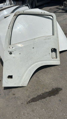 ISUZU SOL ÖN KAPI
