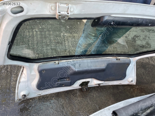 Fiat Palio bagaj iç plastiiği