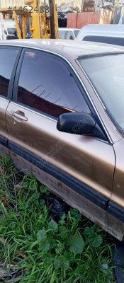 Mitsubushi galant sağ ön kapı