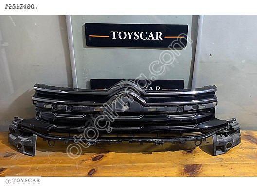 Citroen C5 AirCross 2016-2021 Ön Panjur Çıkma Orjinal 982534