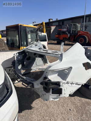Megane 4 kaporta parçaları