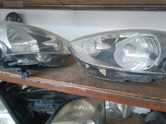 Nissan Micra takım far