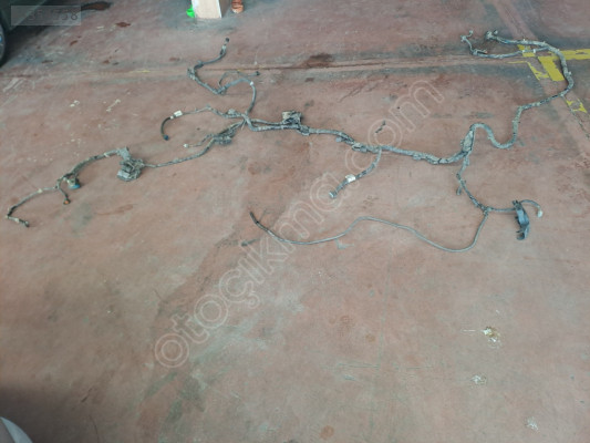 NISSAN NAVARA ADBLUELİ ÖN ARKA ŞASE TESİSATI