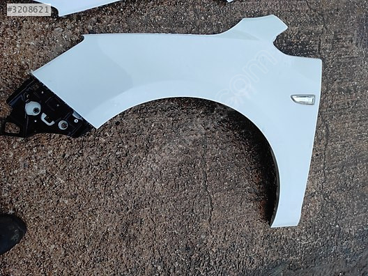 OPEL ASTRA J ÇAMURLUK SAĞ SOL BOYALI TEMİZ MİKRON DEĞERİ 200
