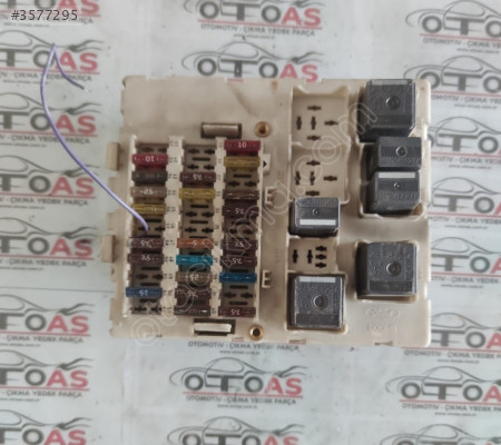 FORD CONNECT SİGORTA KUTUSU