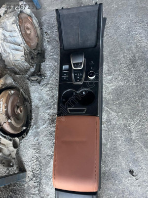 CHERY OMODA5 KOL DAYAMA ORTA KONSOL OTO FEDAİ