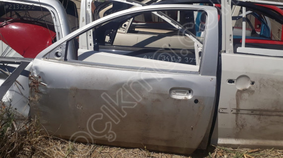 FORD KA SOL KAPI
