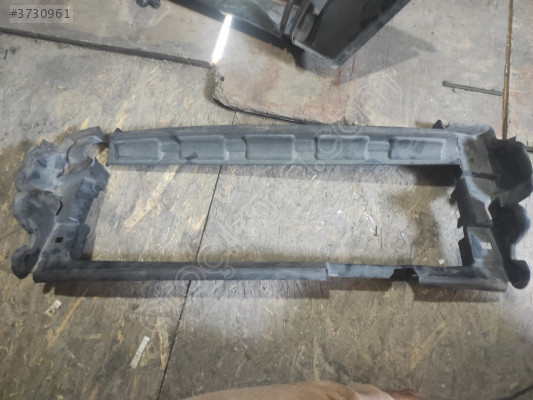 LAND ROWER EVOQUE RADYATÖR BREKETİBj32-8327-ab