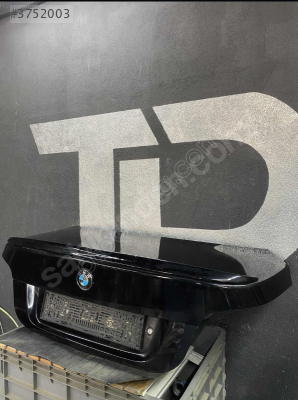 BMW E60 BAGAJ KAPAGI HATASIZ BOYASIZ