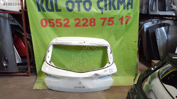 alfa romeo giulietta bagaj kapağı