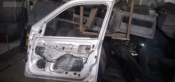 Renault syimbol talya sağ ön kapıı