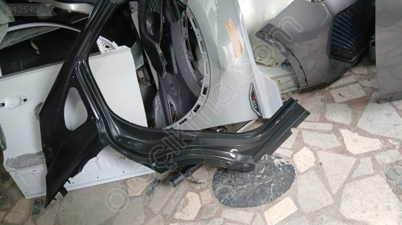 Orjinal Nissan Qashqai J11 Sağ Arka Çamurluk Parçası