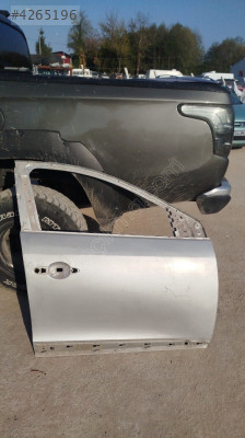 Fluence sağ ön kapı