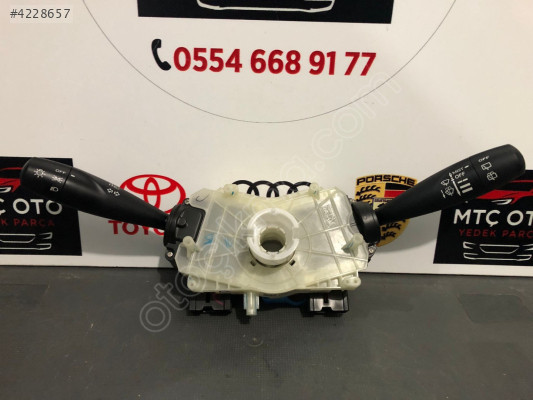 RENAULT KADJAR SİLECEK VE SİNYAL KOLU ORJİNAL