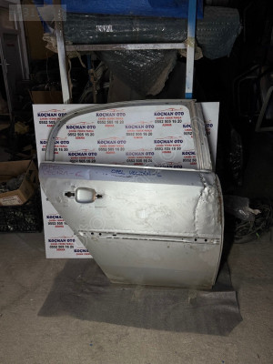 OPEL VECTRA C SAĞ ARKA KAPI