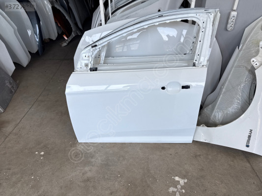 Ford Focus 3 sol ön kapı Orjinal hatasız beyaz
