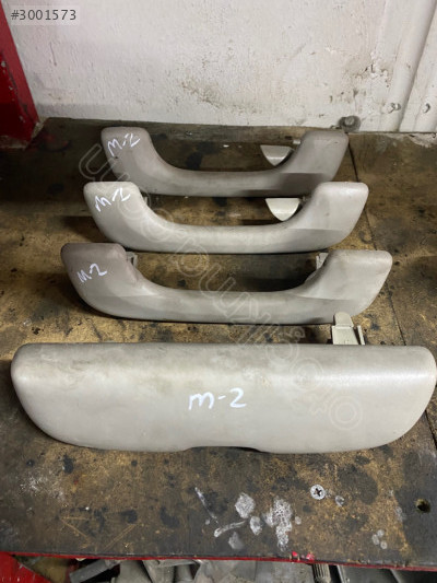 MEGANE 2 İÇ TUTMA KOLU ORJİNAL ÇIKMA PARÇAA