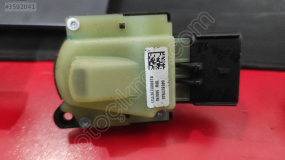 04685719AG JEEP CHRYSLER DODGE BUJİ ATEŞLEME ANAHTARI