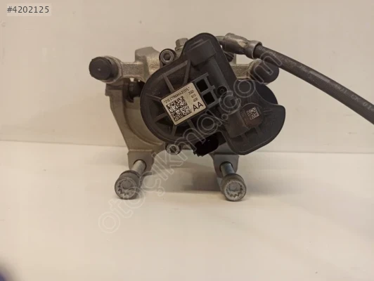 3Q0615406AA ORJİNAL FREN KALİPERİ SAĞ ARKA