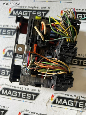 MOTOR İÇİ SİGORTA KUTUSU R05 Berlingo 9666700480 BSM-R05