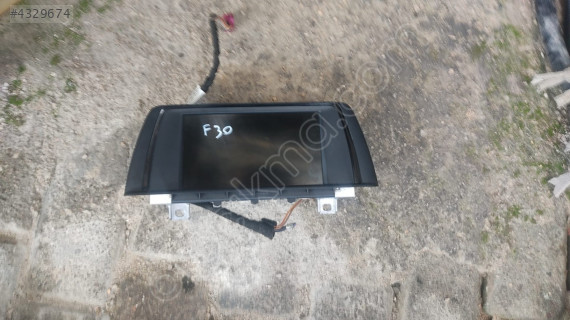 BMW F30 DİJİTAL EKRAN