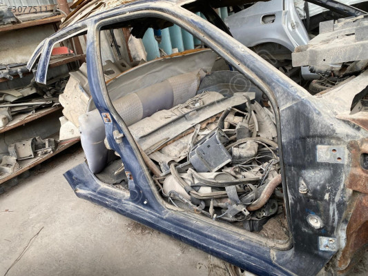 VOLKSWAGEN POLO CLASSİC SAĞ ÖN KAPI DİREĞİ ORJİNAL ÇIKMA