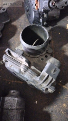 Ford Mondeo 2.0 gaz kelebeği 9806625280