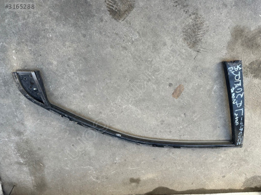 Mitsubishi lancer sağ ön kapı diregi