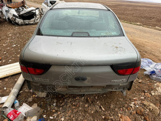 Megane 1 stop lambaları iç dış sağ sol