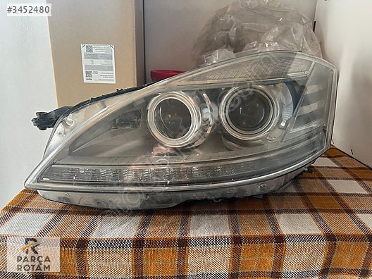 MERCEDES S350L 2009-2012 ARASI MERCEKLİ HATASIZ SÖKME DOLU FAR