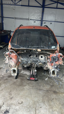 FORD COURİER KOMPLE KUPA