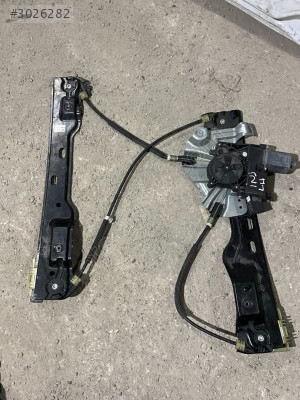 OPEL İNSİGNİA SOL ÖN CAM KRİKOSU ÇIKMA ORJİNAL
