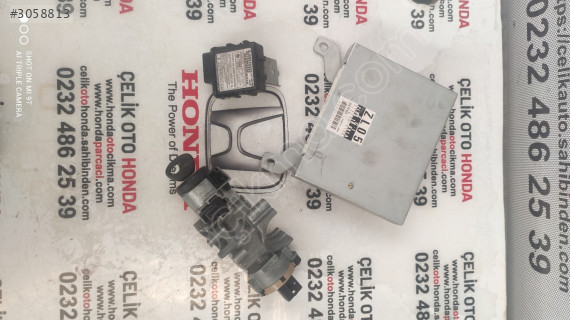 Mazda 323 astina 1.5 motor beyni ZL05