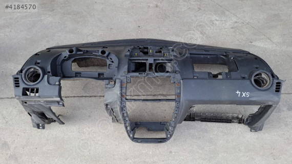 suzuki sx4 2010 çıkma orjinal boş göğüs/torpido (son fiyat)