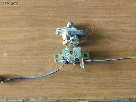 FORD MONDEO ÇIKMA ARKA BAGAJ KİLİDİ ( SEDAN )