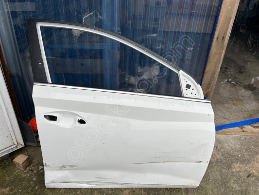 HYUNDAİ İ20 2020-2026 SAĞ ÖN KAPI ORİJİNAL ÇIKMA