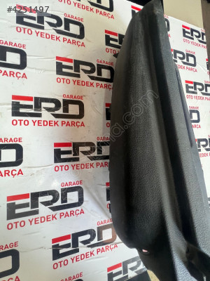 SCIROCCO  BAGAJ İÇİ KAPLAMASI SAĞ 1K8867762B