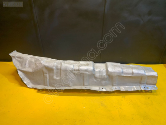 Dacia Sandero Egzoz Isı Kalkanı Çıkma Orjinal 747510075R
