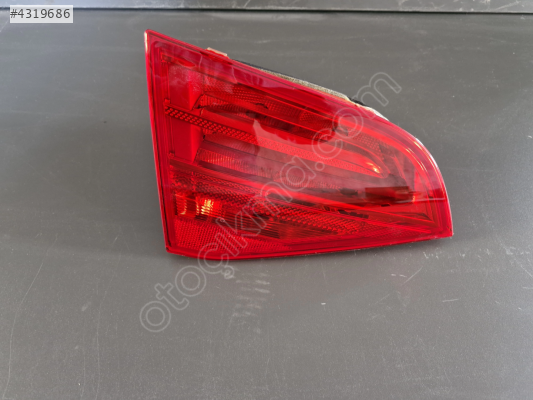 AUDİ A4 SOL İÇ BAGAJ STOP LAMBASI SIFIR 2008-2015