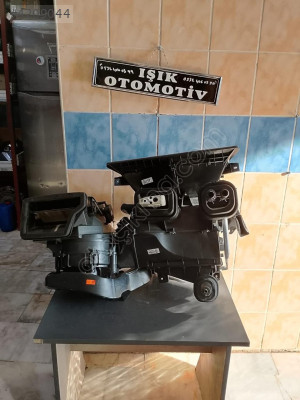 ford transit v363 dijital klima kaorifer kazanı kutusun 2020-2025