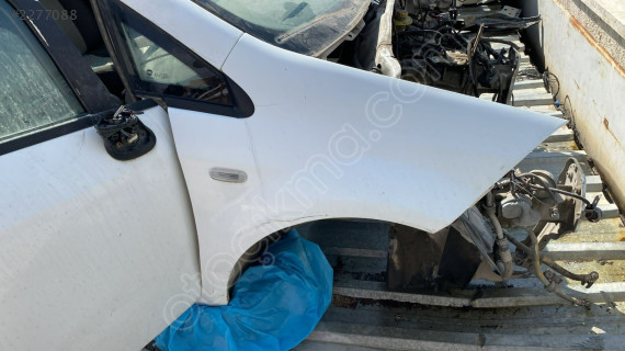 Fiat linea çıkma sağ ön çamurluk