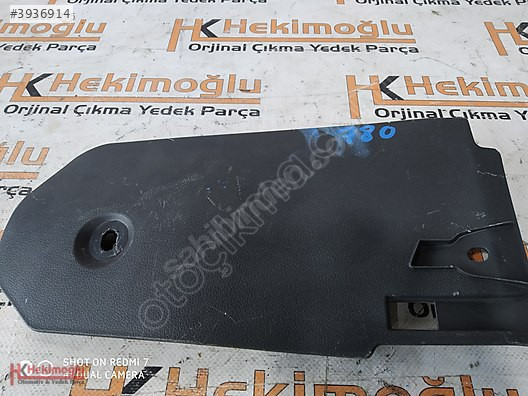 HYUNDAİ KONA KONSOL KENAR PLASTİĞİ SAĞ ÖN 84615-J9000