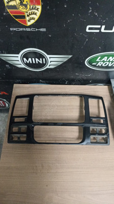 VW TRANSPORTER T5 TEYP IZGARA PANELİ