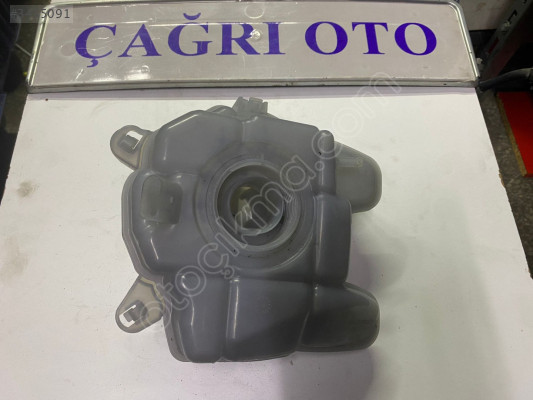 3Q0121407A ARTEON SUPER B TİGUAN PASSAT RADYATOR SU DEPOSU