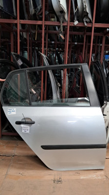 ARKA KAPI - SAĞ - GOLF 5 & JETTA 04-11 - ( 1K6833302AA )