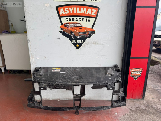 PEUGEOT 3008 ÖN PANEL İÇ ÜST PLASTİK ORJİNAL 9843740080