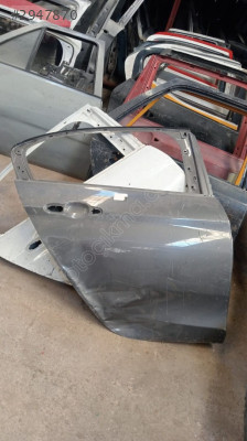 fiat egea sağ arka kapı