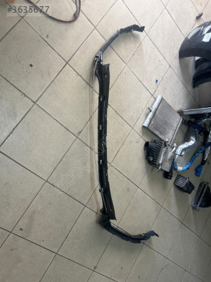 Jaguar e pace tanpon korycu